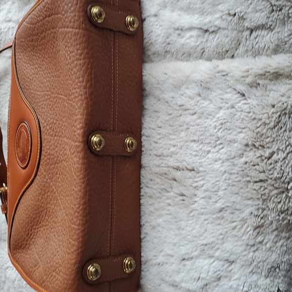 Vintage Dooney & Bourke Tan and Brown Leather Shoulder Bag Solid Brass Hardware - Picture 3 of 10
